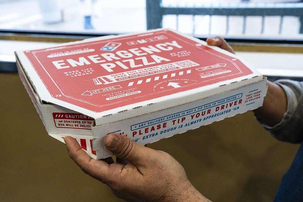 Domino’s Pizza is experiencing a surge in popularity thanks to the introduction of “Emergency Pizza,” strategic adjustments to its loyalty program, and leveraging insights from psychology