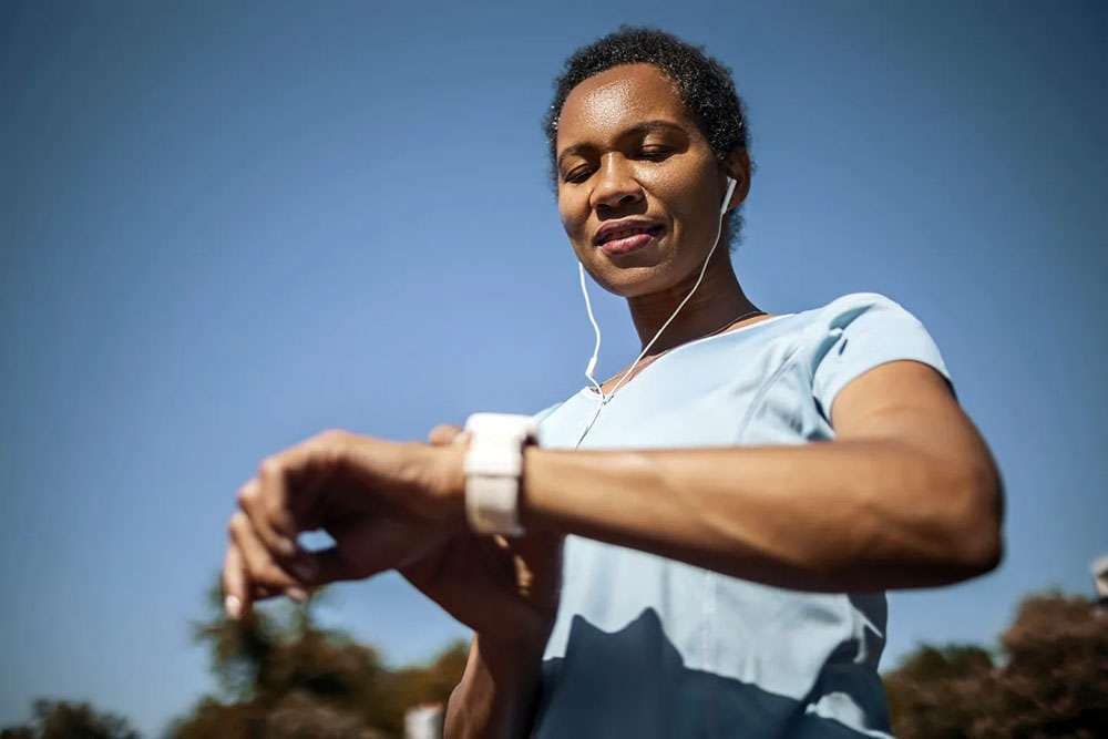 Your Apple Watch or Fitbit could be harboring E. coli and staph bacteria. Here’s how to clean your fitness tracker properly
